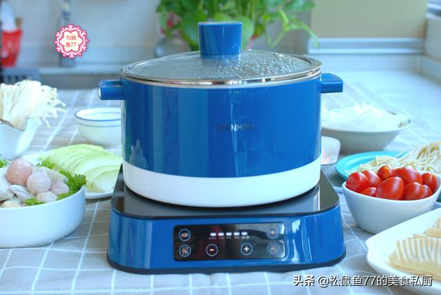 吃火锅必备食材，这些食材是必备（自己在家吃火锅需要准备什么食物）