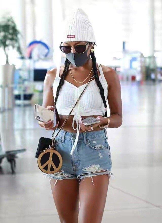 个子矮穿什么好看，个子矮穿衣没自信（30套矮个子穿衣搭配）