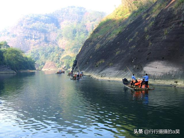 武夷山十大旅游景点排行榜，福建省最值得去的10个5A级旅游景点