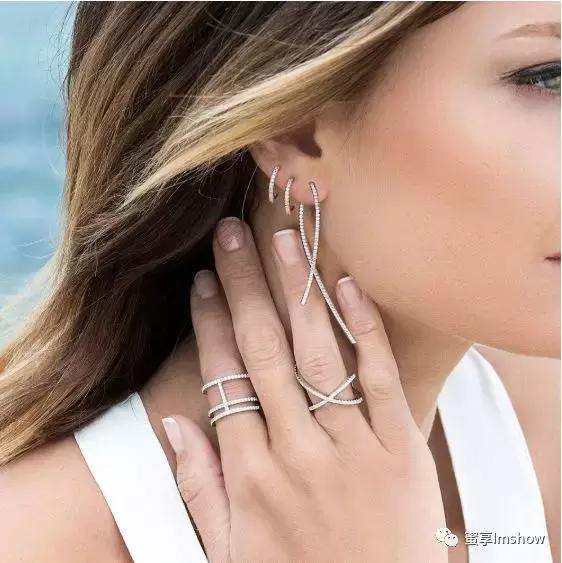 小众轻奢饰品大全，越美丽——IDee倾慕系列闪钻戒指婚礼饰品小众轻奢配饰