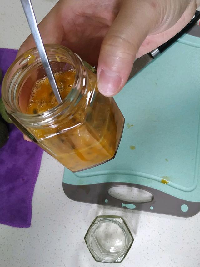 百香果和柠檬蜂蜜怎么做饮品，百香果柠檬蜂蜜