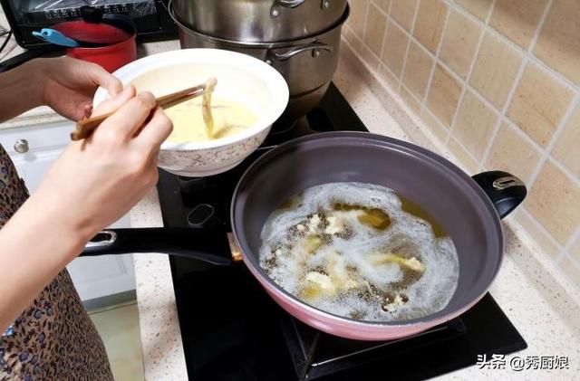 软炸里脊怎么做，软炸里脊怎么做才好吃又简单（软炸里脊的做法）