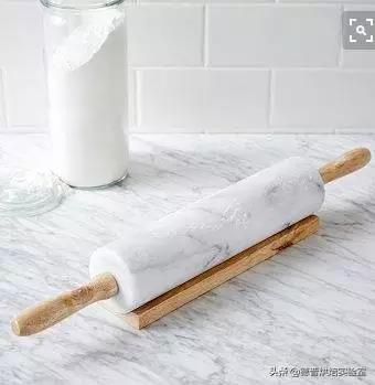 擀面杖如何制作，有时候擀面杖也能做出艺术甜品