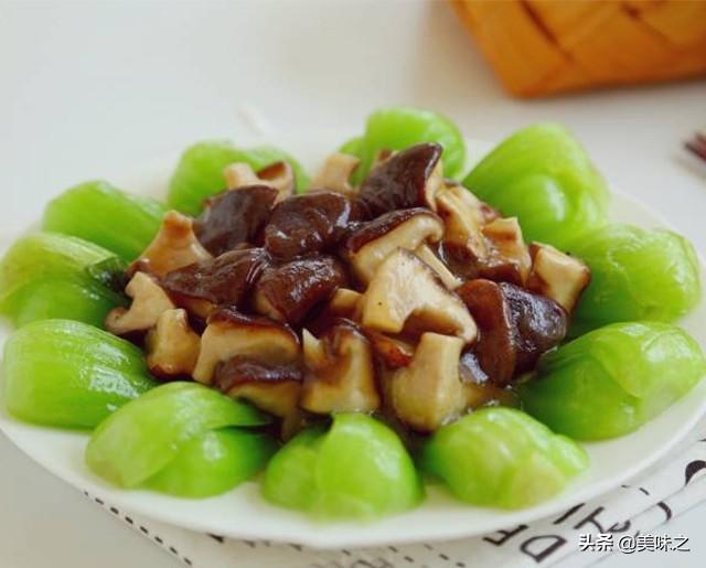 香菇油菜的做法最正宗的做法，高颜值的香菇油菜16种做法