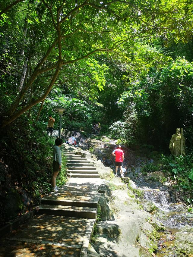 白云山爬山一日游攻略，有趣的白云山自驾游美景线路攻略推荐