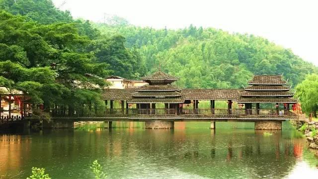 梧州有什么好玩的地方旅游景点，梧州的旅游景点大全