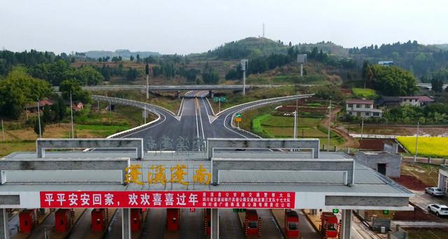 遂宁市蓬溪县有多少个乡镇，四川遂宁蓬溪县最大的镇