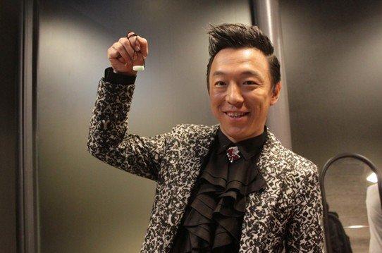 黄渤 鲁豫有约，鲁豫调侃黄渤完整