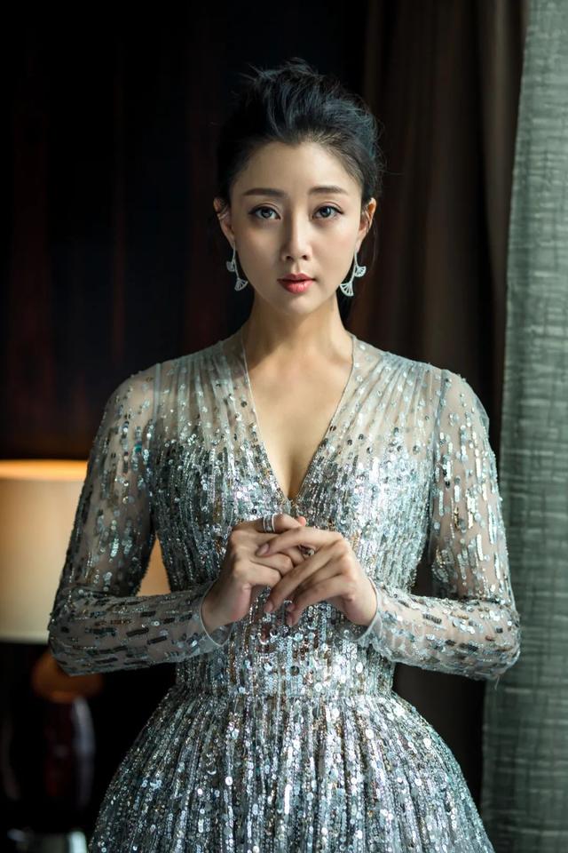 殷桃个人简介及现状，殷桃的坎坷情史