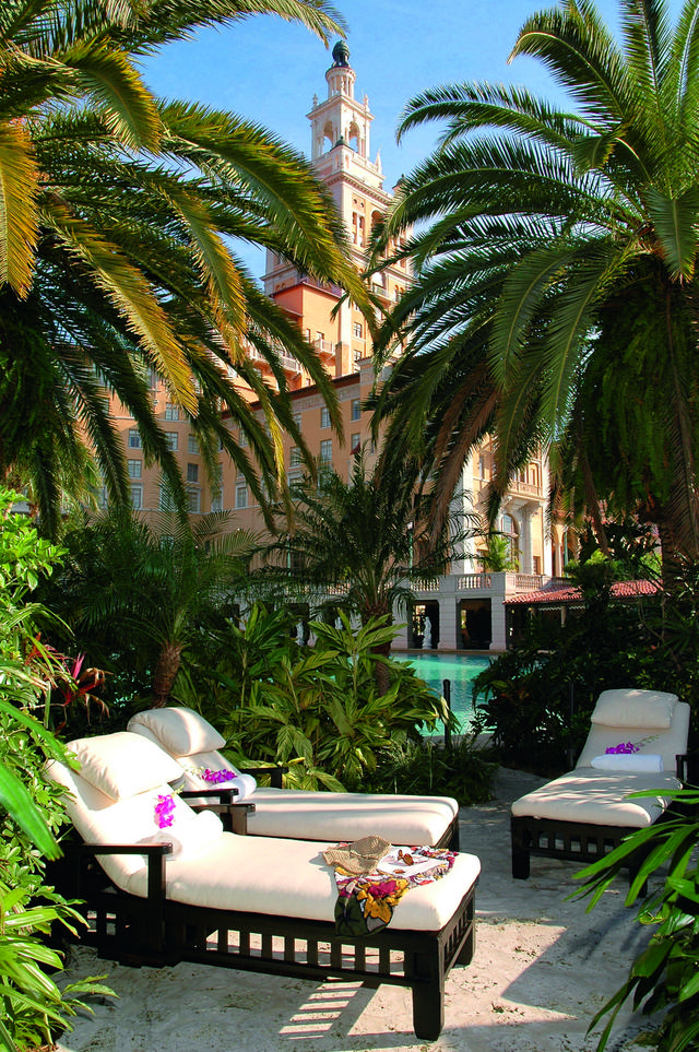 迈阿密旅游攻略，迈阿密旅游详细攻略（美丽的迈阿密是个怎样的地方）