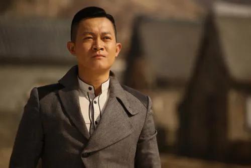 杨志刚演过的电视剧，电视剧火蓝刀锋怎么拍摄了半年呢（杨志刚实锤有第三、第四季）