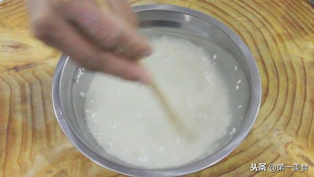 糯米排骨的做法，怎么做糯米排骨最好吃（大厨告诉你饭店糯米排骨做法）