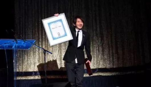 快乐大本营魔术，今年春晚魔术表演（带你管窥综艺江湖里的戏假情真）
