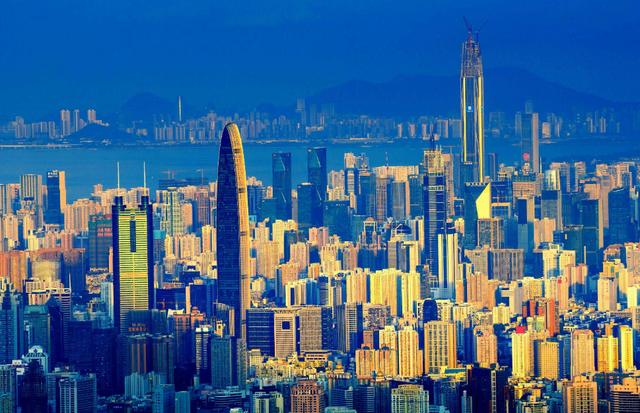 央企和公务员哪个好，央企公务员哪个好（公务员2：1险胜）