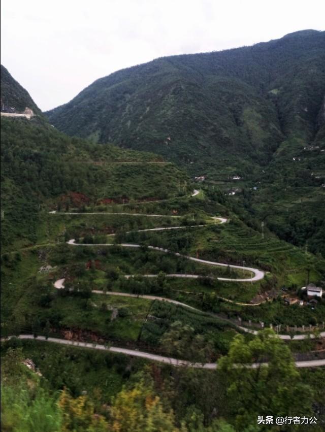 泸沽湖详细介绍，那些藏在春日里的诗意美景