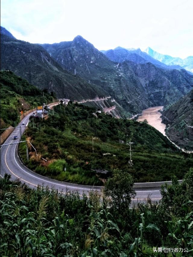 泸沽湖详细介绍，那些藏在春日里的诗意美景