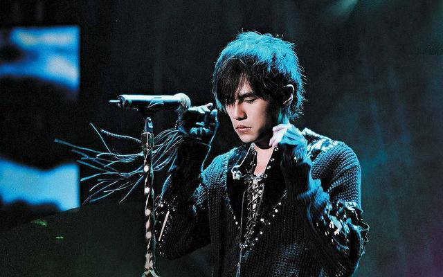 回忆过去的歌曲，回忆过去看看现在有哪些好听的歌