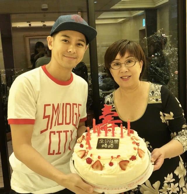 林志穎曬合影！不老容顏遺傳71歲媽媽，妻子陳若儀和婆婆相處融洽 娛樂八卦吃瓜 第6张