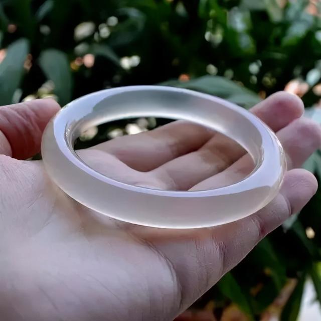 玉髓其实并不是玉，玉髓是玉么（几十块的玉髓和几千块的玉）