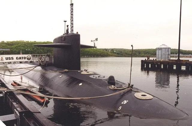 核潜艇的反应堆是什么，史上最坑爹的核潜艇