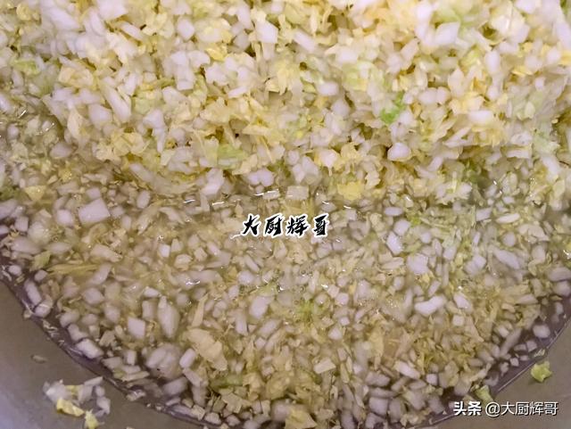 猪肉白菜饺子馅怎么调，白菜猪肉馅水饺怎么调馅最好吃