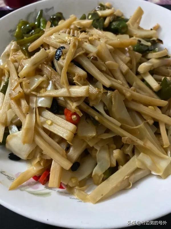 广西泡酸笋的正宗做法，广西的酸笋其实是这样泡的