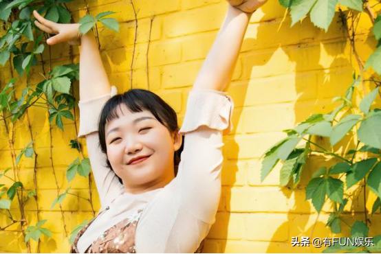 赵薇个人资料简介，女演员赵薇个人资料（儿子离婚分走5.2亿）