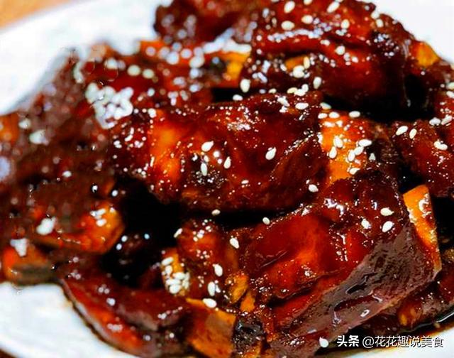 炒糖色用油还是水，炒糖色用油方法