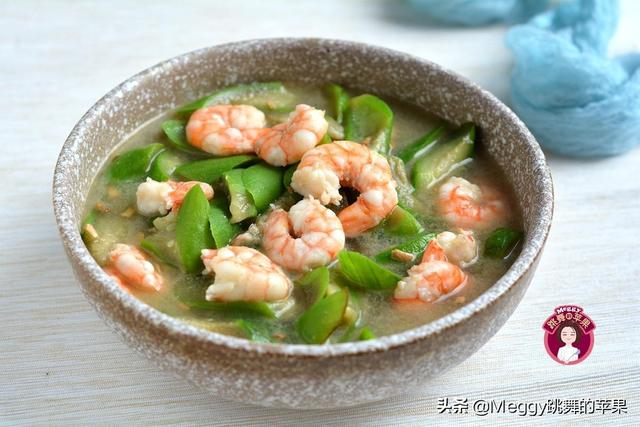 海蜇真的超美味，这菜只在陆地长