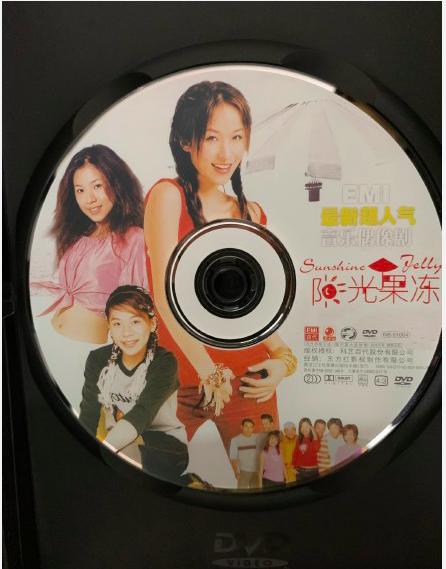 萧亚轩演的外国电影，萧亚轩又又又恋爱了