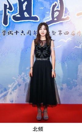 晋江文学网插画作品排行前十名，25位晋江美女作家绝密照