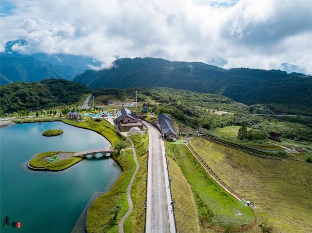 冬天去西岭雪山怎么玩，成都西岭雪山邀您耍雪过新年