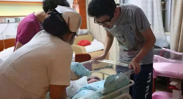 属羊的生什么宝宝最合适，爸爸属羊妈妈属蛇