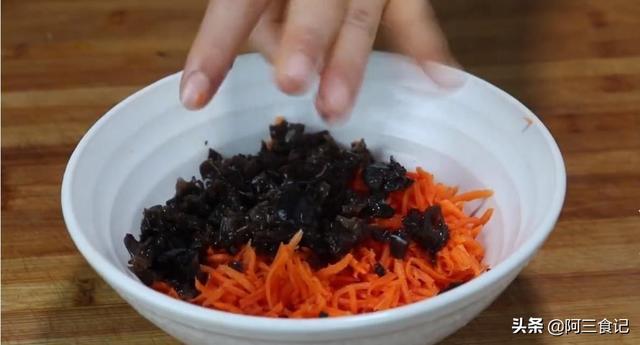 胡萝卜怎样做好吃，胡萝卜怎样做简单又好吃（自从学会胡萝卜这样做）