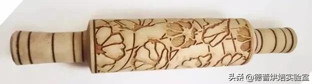 擀面杖如何制作，有时候擀面杖也能做出艺术甜品