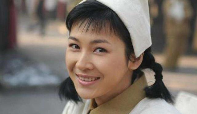 周一围为何娶朱丹，周一围为什么和朱丹结婚