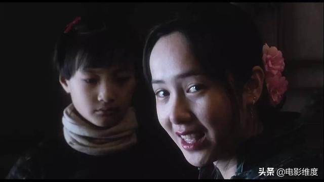 蒋雯丽年轻时的颜值，出道后惊艳了30年