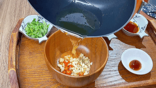 万能蘸料汁做法简单，拌鞋底子都好吃的7款万能蘸汁酱料大公开