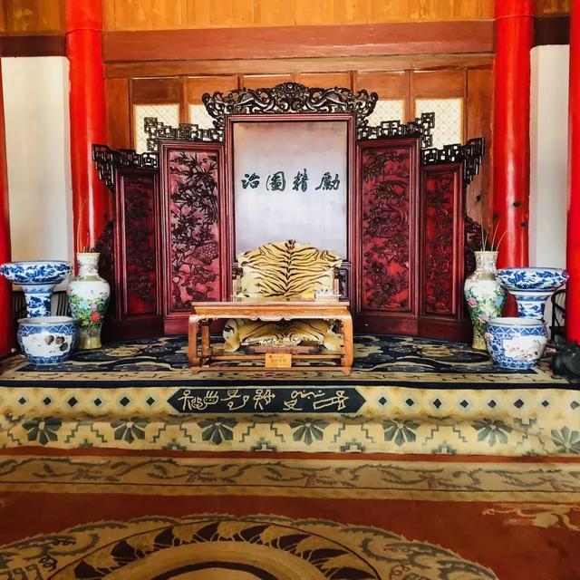 丽江古城 木府简介，丽江木府纳西人心中的