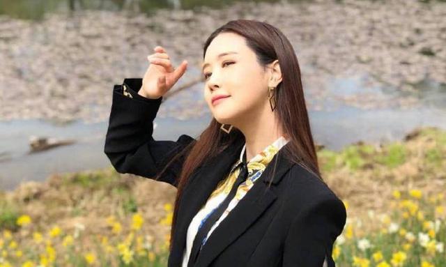 李多海个人资料，韩国女演员李多海个人资料（是李易峰唯一公开承认过的女友。）