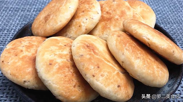 烧饼的家常做法河南烧饼，河南美食吊炉烧饼