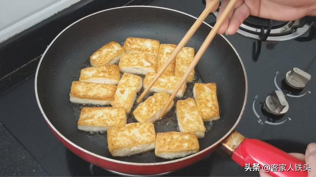 豆腐鱼最简单的做法，豆腐和鱼这样吃才过瘾