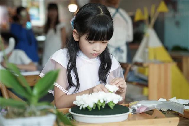 怎样插花才好看，教你如何快速又美观的插花（掌握这“三个”原则）