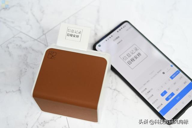 面单打印机怎样打印标签，使用标签打印机要注意什么