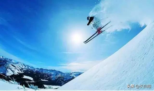 万达长白山滑雪场，长白山滑雪场在哪个地方（长白山万达度假区成国内冰雪赛事集结地）
