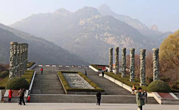 泰山登山路线图，泰山旅游必备路线图