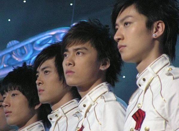加油好男儿井柏然如何夺冠，2007年“加油好男儿”前三甲