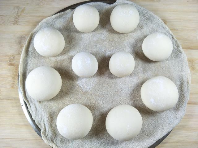 快速用酵母粉发面的方法，天冷发面有诀窍