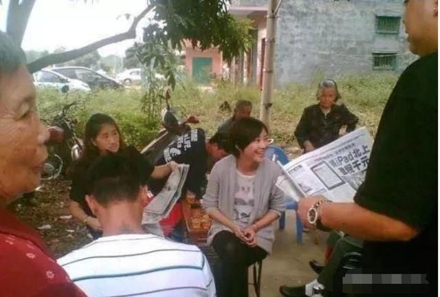 陳小春那麼愛張柏芝，曾網上痛罵陳冠希，為何最後娶了應采兒？ 娛樂八卦吃瓜 第23张