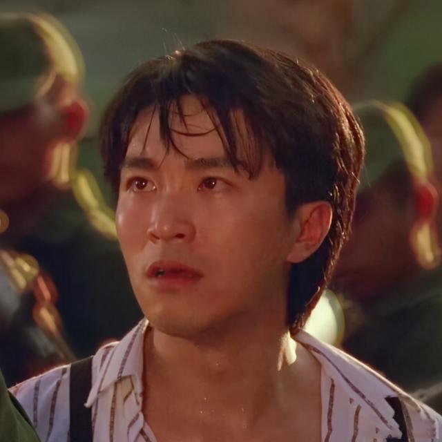 周星驰经典帅气哭泣头像，喜欢星爷的可以收藏